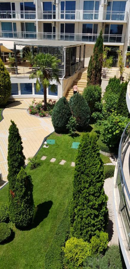 Apartment With Green Terrace بورغاس المظهر الخارجي الصورة