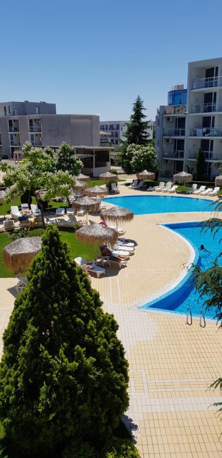 Apartment With Green Terrace بورغاس المظهر الخارجي الصورة
