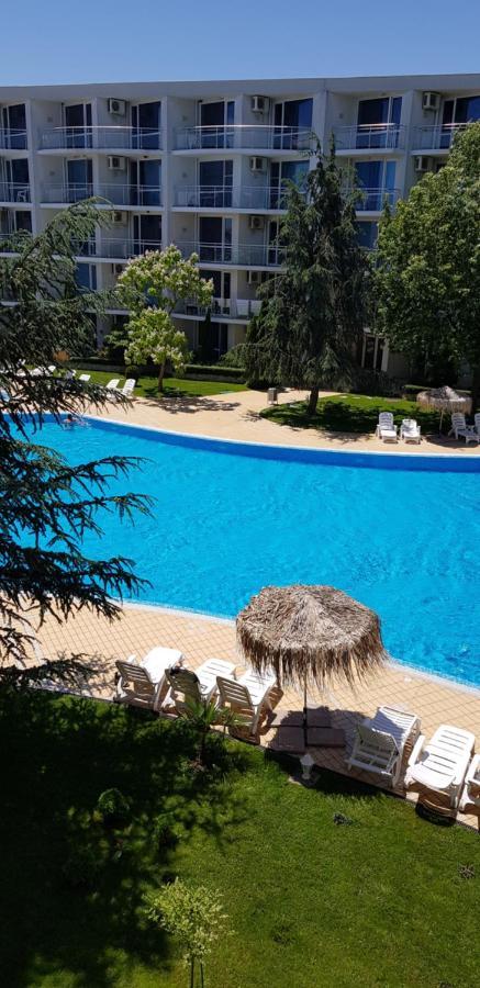 Apartment With Green Terrace بورغاس المظهر الخارجي الصورة