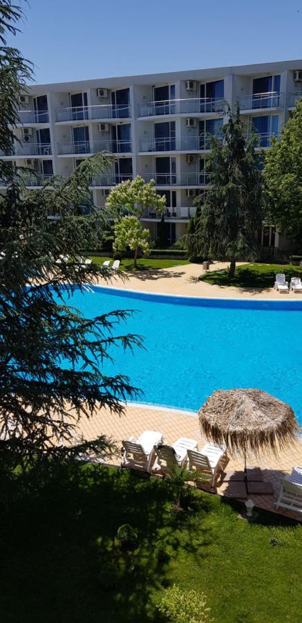 Apartment With Green Terrace بورغاس المظهر الخارجي الصورة