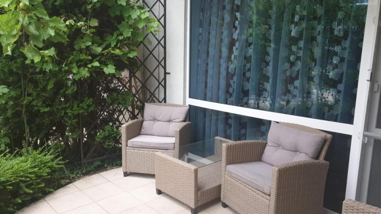 Apartment With Green Terrace بورغاس المظهر الخارجي الصورة