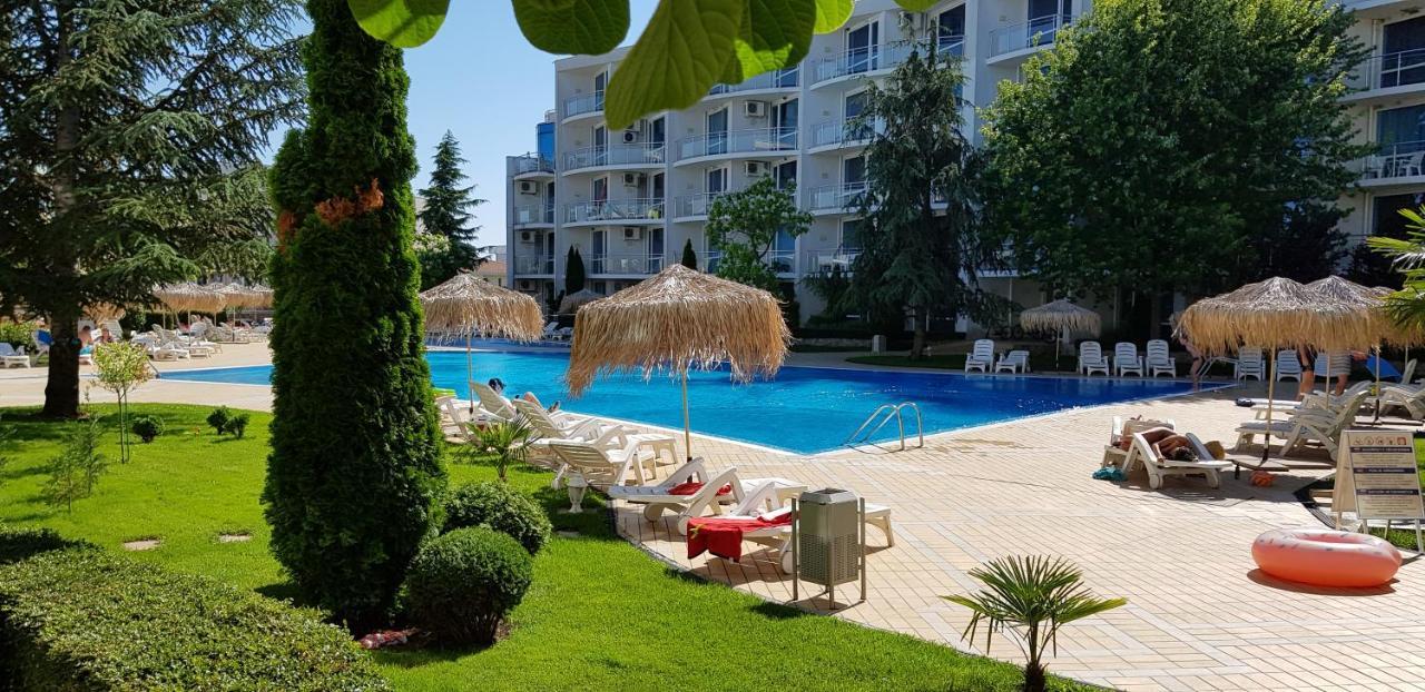 Apartment With Green Terrace بورغاس المظهر الخارجي الصورة